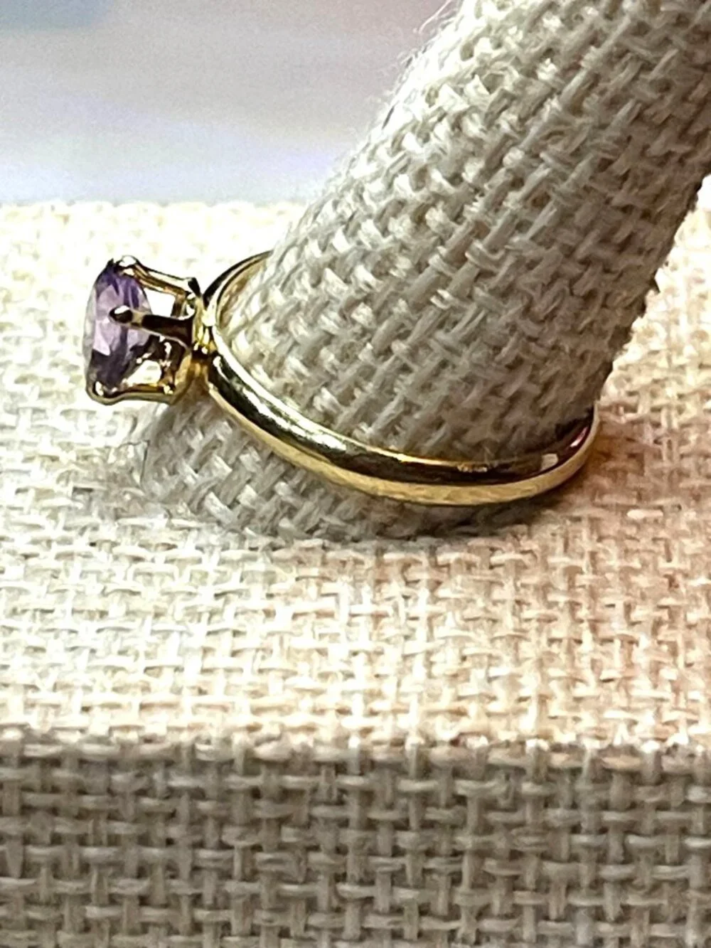 Unsigned vintage gold